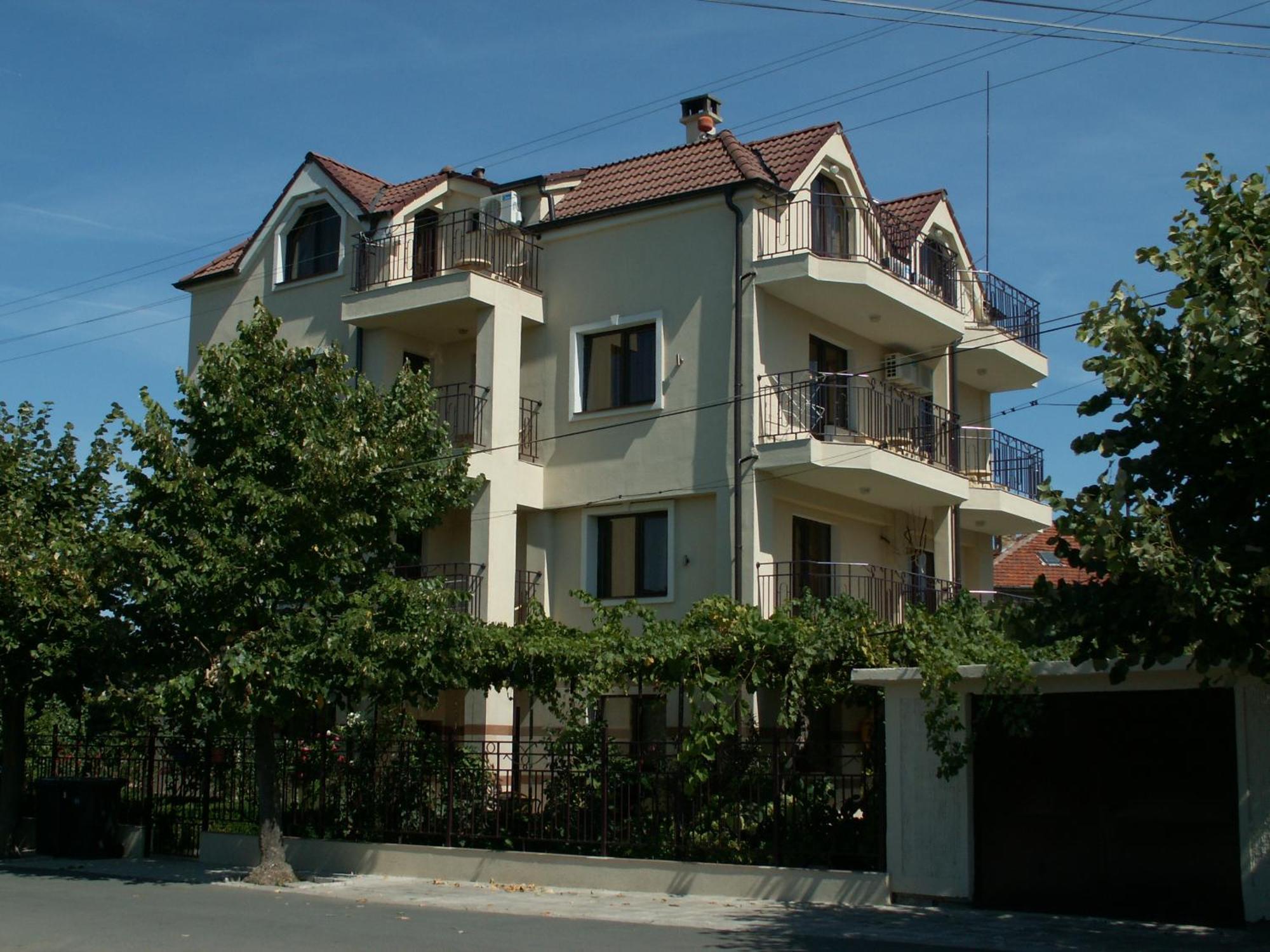 Family Hotel Bellehouse Tschernomorez Exterior foto