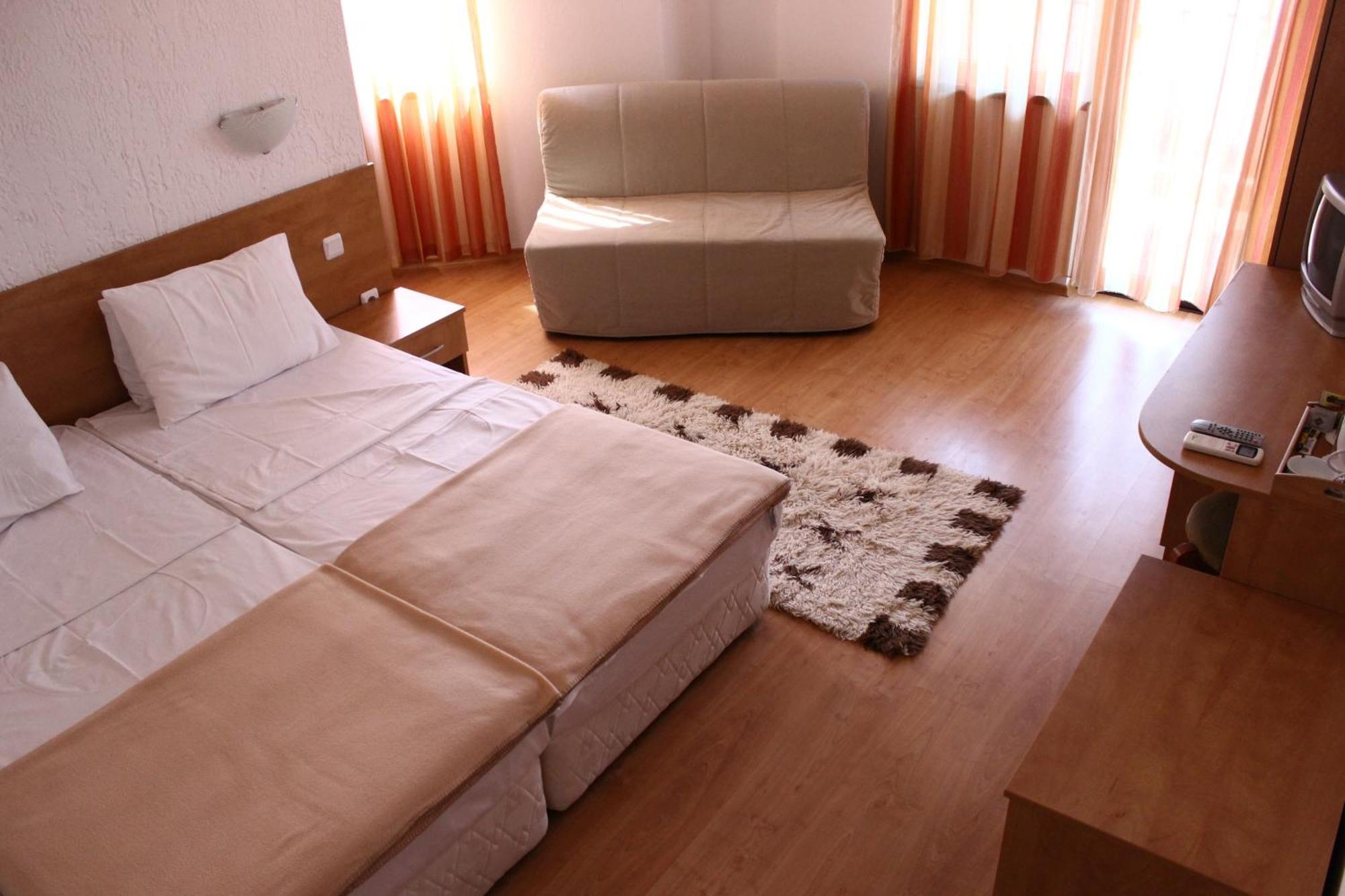 Family Hotel Bellehouse Tschernomorez Zimmer foto